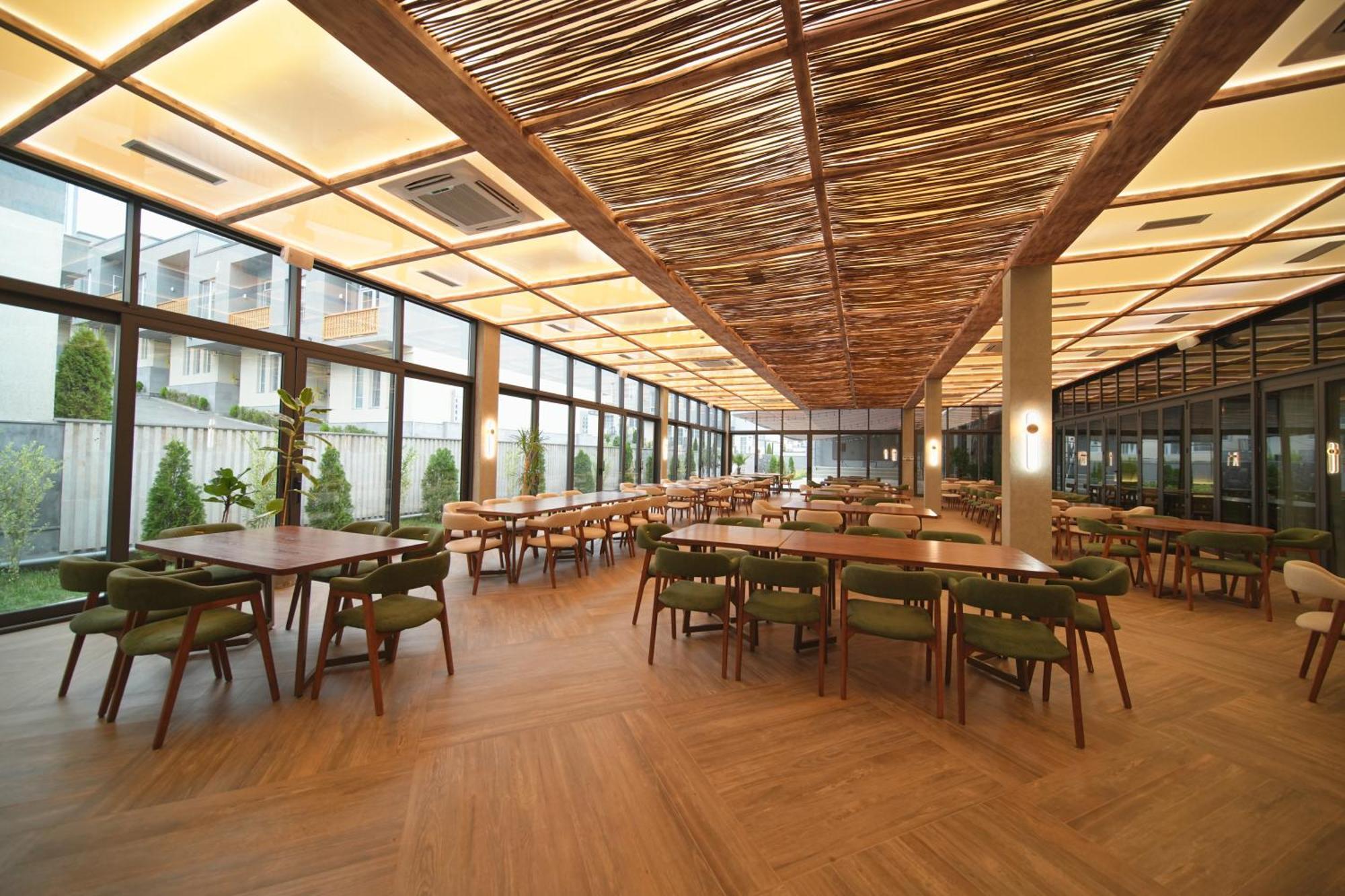 Dili Town Resort And Spa Dilijan Eksteriør bilde