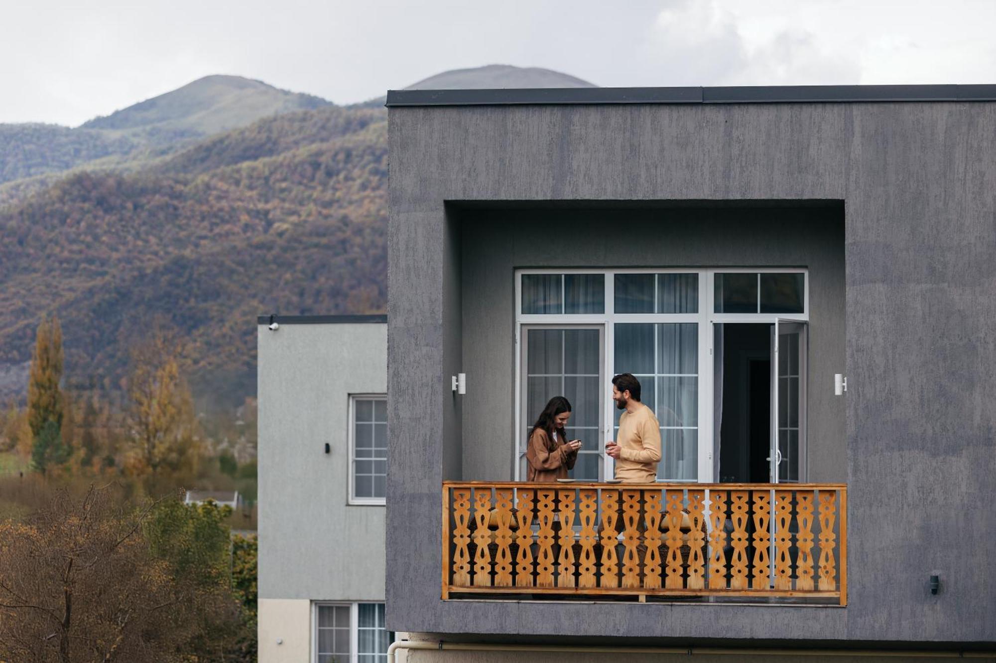 Dili Town Resort And Spa Dilijan Eksteriør bilde