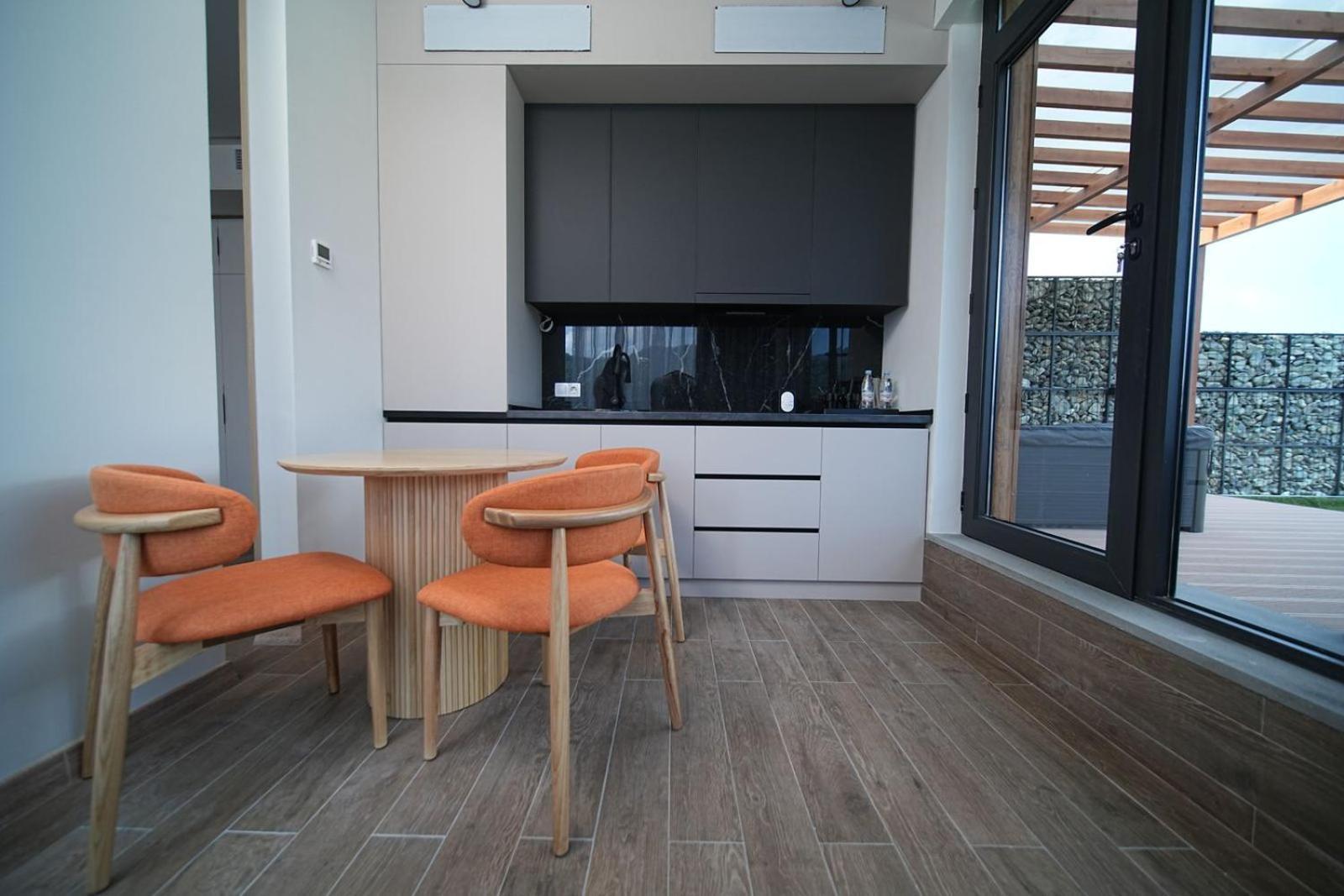 Dili Town Resort And Spa Dilijan Eksteriør bilde