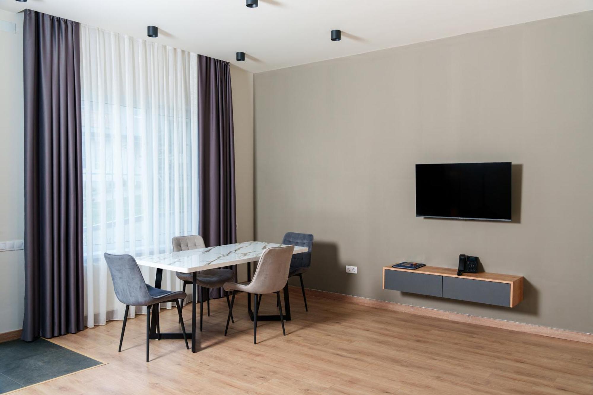 Dili Town Resort And Spa Dilijan Eksteriør bilde